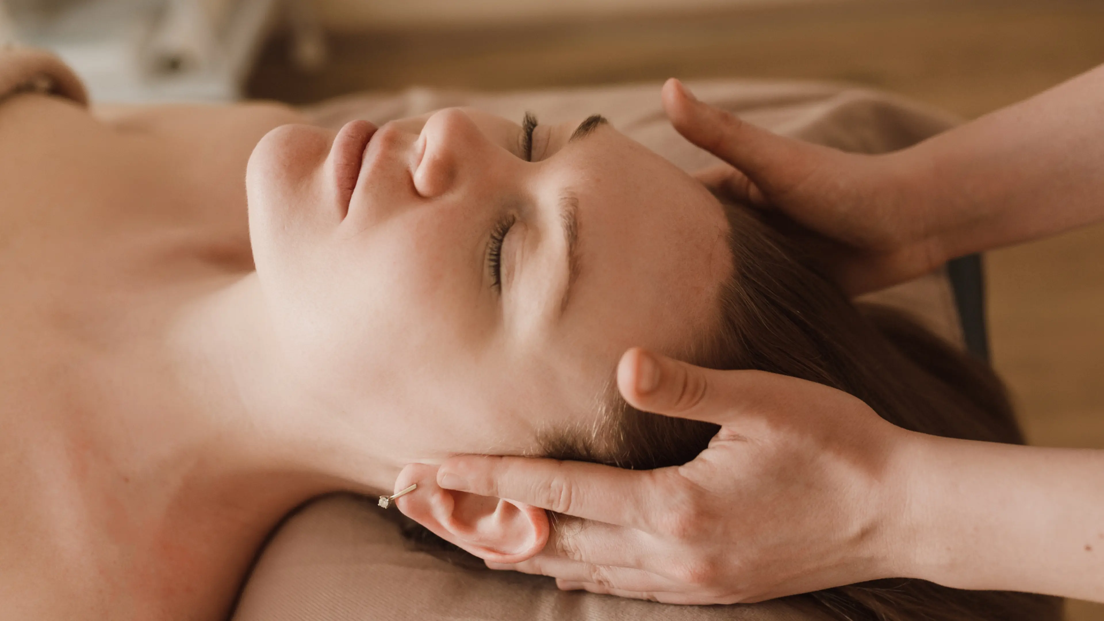 Experience the best head spa you'll find in Shinjuku! Recommended salons and their appeal