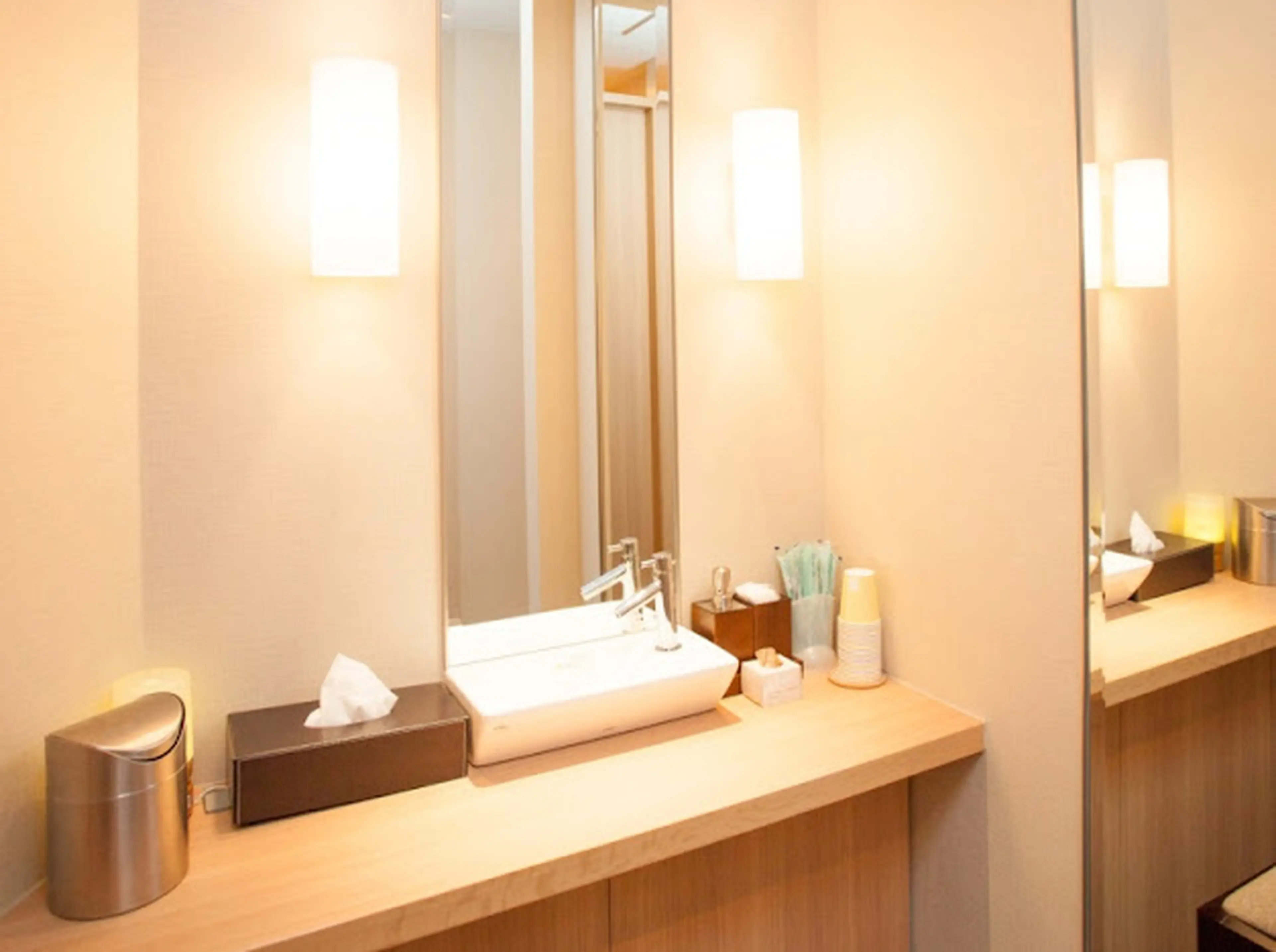WhiteEssence Umeda (in WhiteEssence Umeda Orthodontic Clinic)
