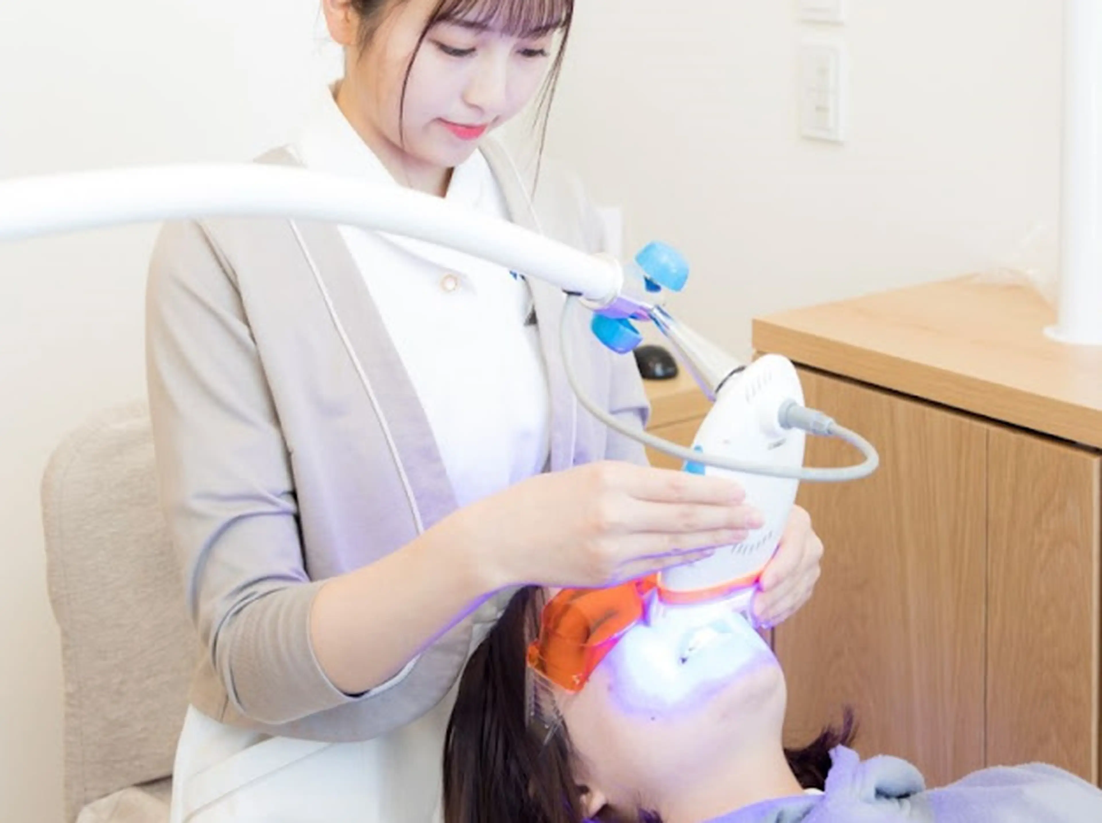 White Essence Kumamoto Station Shinkansen Exit (inside R's Dental Clinic)
