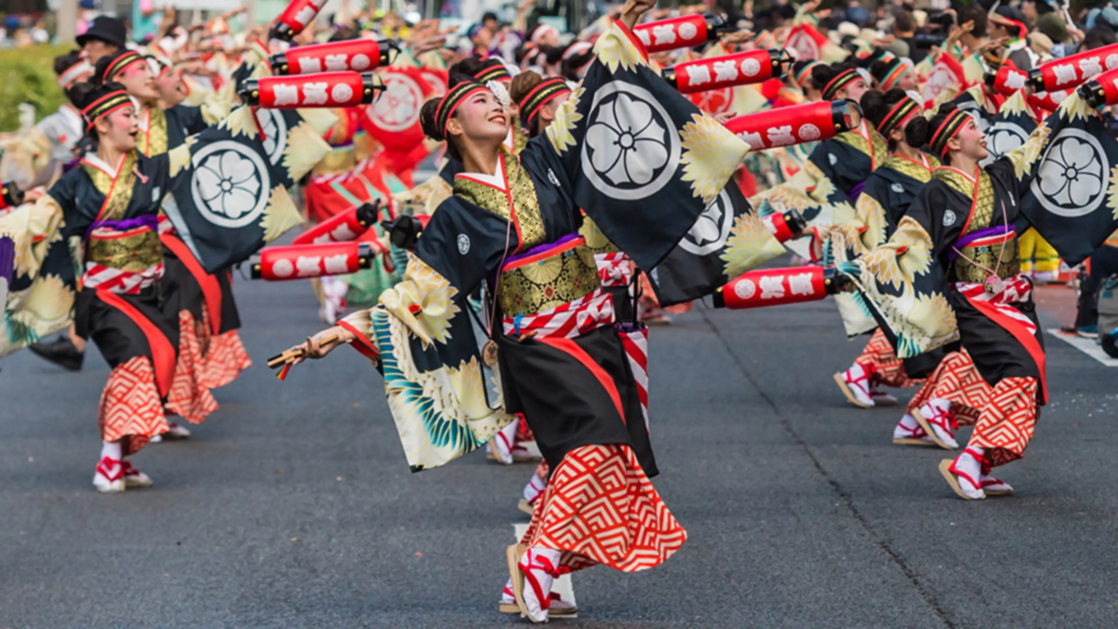 Rasakan antusiasme dan tradisi di Harajuku/Omotesando “Harajuku Omotesando Genki Festival Super Yosakoi 2024” di Kuil Meiji Jingu