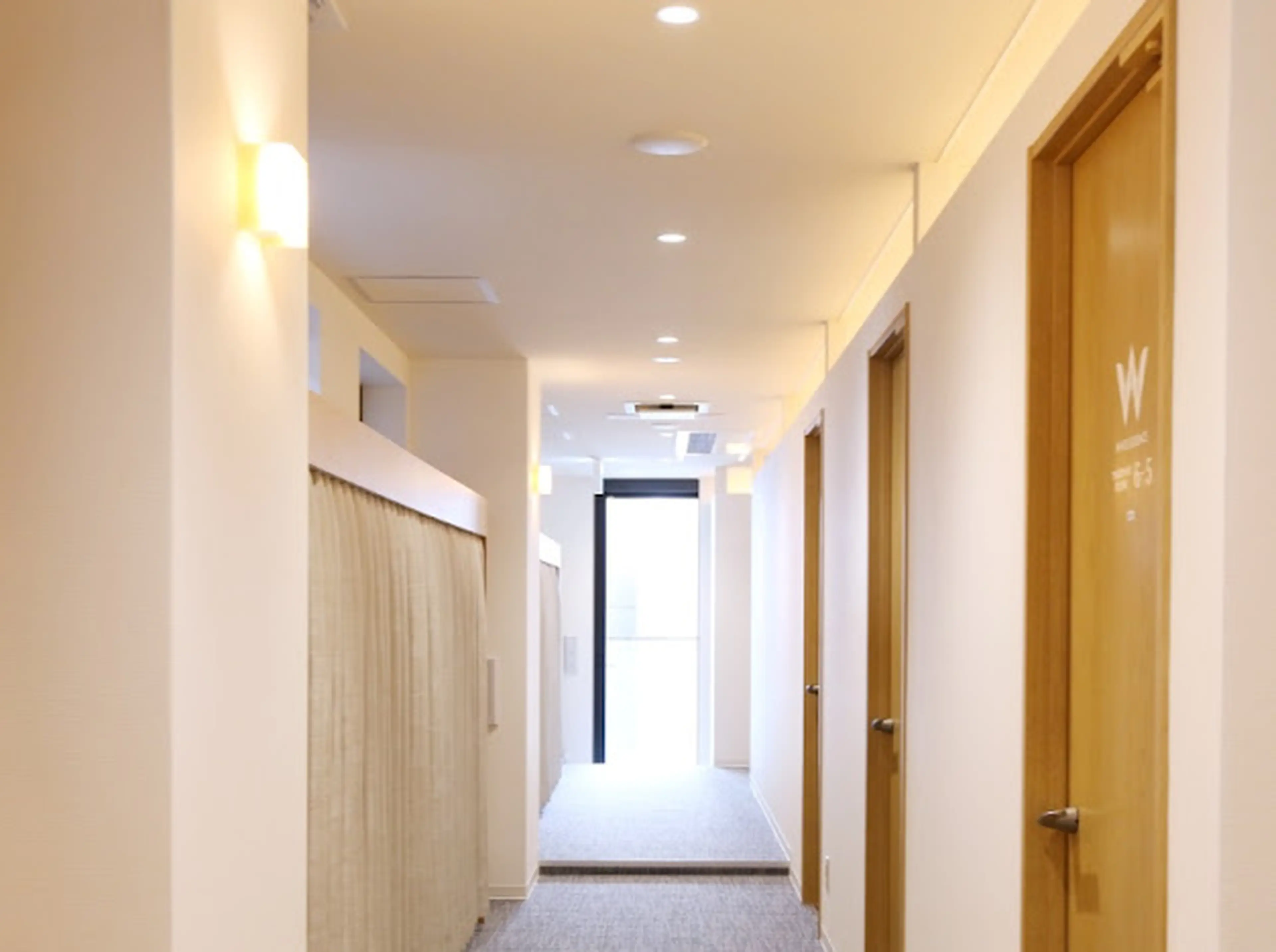 White Essence Shibuya Koen-dori (within WE Shibuya Koen-dori Orthodontic Clinic)