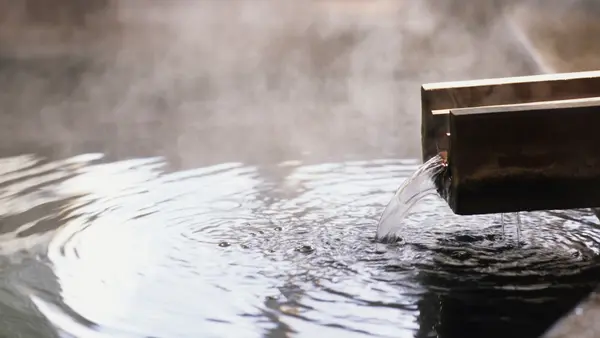 Manners for bathing in hot springs