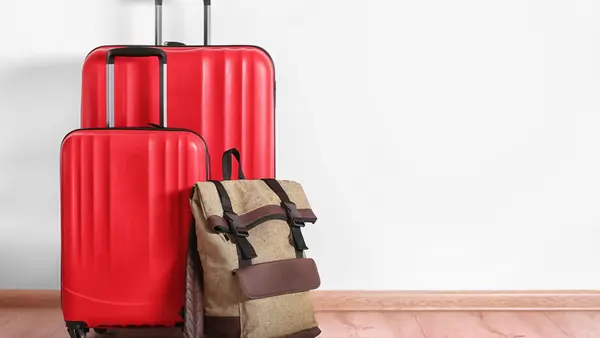 How to choose a suitcase in Japan