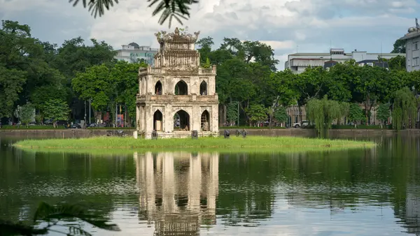 Hoan Kiem Lake