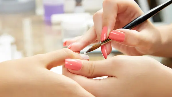 Why look for a nail salon in Ginza?
